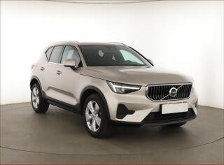 Volvo XC40 B4