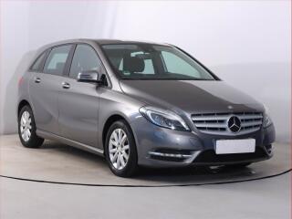 Mercedes-Benz B 180, Automat, Serv.kniha
