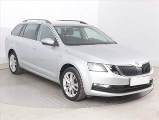 �koda Octavia 1.5 TSI, Serv.kniha, Navi
