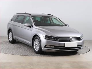 Volkswagen Passat 1.6 TDI, Automat, Navi