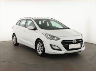 Hyundai i30 1.6 CRDi, Serv.kniha, Tempomat