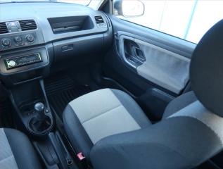 Škoda Fabia (2009) 1.2 12V, Vyhř. sedaček - náhled 8