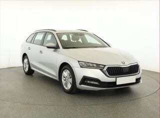 �koda Octavia Ambition 2.0 TDI, �R,1.maj