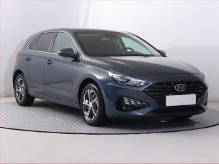 Hyundai i30 Family 1.5 DPI, Serv.kniha