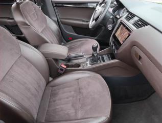 Škoda Octavia (2019) Laurin&Klement 2.0 TDI - náhled 9