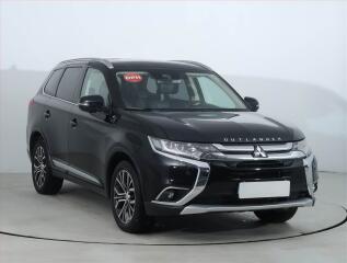 Mitsubishi Outlander Instyle 2.2 DI-D