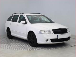 koda Octavia RS 2.0 TFSI, Xenony, Tempomat