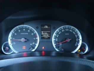 Suzuki Swift (2015) 1.2, Serv.kniha, Tempomat - náhled 11