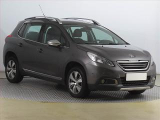 Peugeot 2008 Allure 1.6 e-HDi, Navi