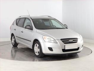 Kia Ceed 1.4 CVVT, Serv.kniha, po STK