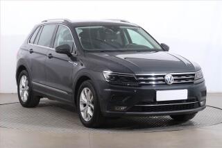 Volkswagen Tiguan R-Line 2.0 TDI, Serv.kniha