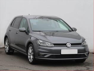Volkswagen Golf Comfortline 1.5 TSI, �R,1.maj
