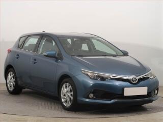 Toyota Auris 1.6 Valvematic, Serv.kniha