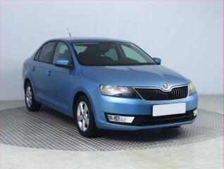 �koda Rapid 1.2 TSI, �R,1.maj, Serv.kniha