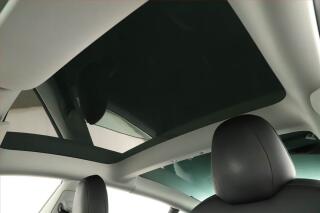 Tesla Model 3 (2021) Long Range 4WD 82kWh, SoH 85% - náhled 13