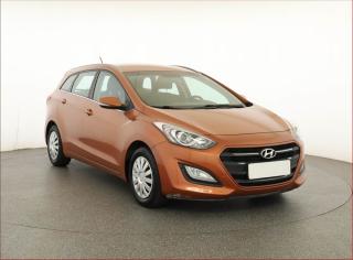 Hyundai i30 Trikolor 1.6 MPI, Serv.kniha