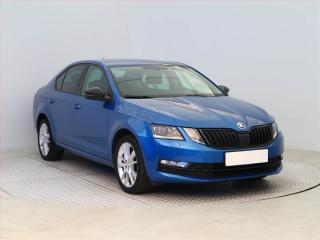 koda Octavia 1.5 TSI, R,1.maj, Serv.kniha