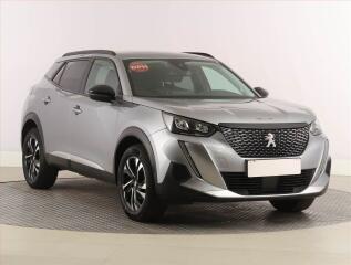 Peugeot 2008 Allure 1.2 PureTech, Automat