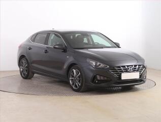 Hyundai i30 Family 1.5 T-GDI MHEV, Automat