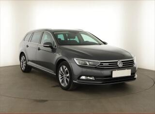 Volkswagen Passat Highline 2.0 TDI, Serv.kniha