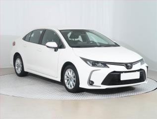 Toyota Corolla Comfort 1.5 VVT-i, Serv.kniha