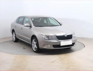 �koda Superb Elegance 2.0 TDI, Navi, Xenony