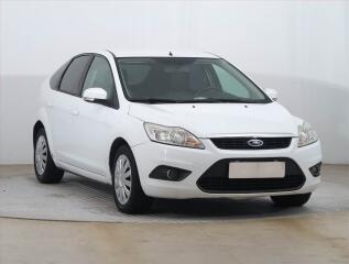 Ford Focus 1.6 16V, nov� STK, p�kn� stav