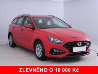 Hyundai i30 Comfort 1.5 DPI, Serv.kniha