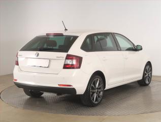 Škoda Rapid (2015) Spaceback 1.4 TSI, Automat - náhled 5