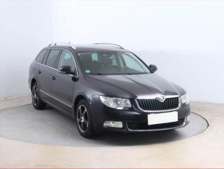 koda Superb 2.0 TDI, Serv.kniha, Navi