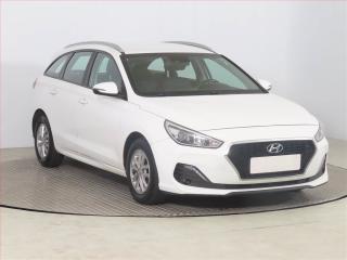 Hyundai i30 1.6 CRDi, Serv.kniha, Tempomat