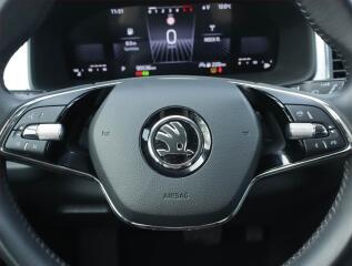 Nissan Qashqai (2014) 1.2 DIG-T, Serv.kniha, Navi - náhled 17