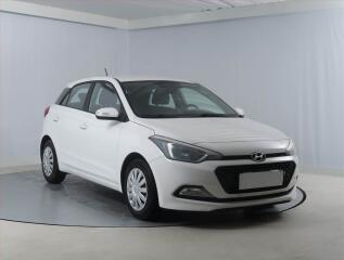 Hyundai i20 1.2, �R,1.maj, Serv.kniha