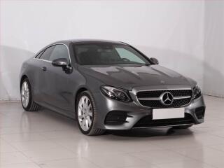 Mercedes-Benz Elegance E 200 4MATIC