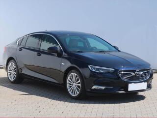 Opel Insignia 1.6 CDTI, Serv.kniha, K��e