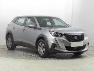 Peugeot 2008 1.2 PureTech, Navi, Tempomat