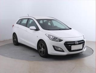 Hyundai i30 1.6 CRDi, Serv.kniha, Tempomat