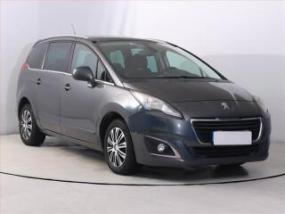 Peugeot 5008 2.0 BlueHDi, 7�m�st, Navi