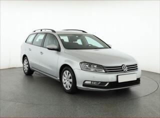 Volkswagen Passat 2.0 TDI, Automat, Navi