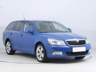 koda Octavia 1.6 TDI, Serv.kniha, Tempomat