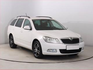 koda Octavia 2.0 TDI, Xenony, Tempomat
