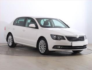 koda Superb 2.0 TDI, Serv.kniha, Bi-Xenony