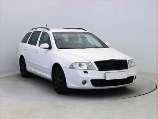 koda Octavia RS 2.0 TFSI, Serv.kniha