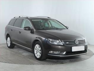 Volkswagen Passat 2.0 TDI, Ke, Xenony
