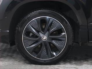 Škoda Karoq (2024) 2.0 TSI, Sportline, Navigace - náhled 15