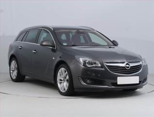 Opel Insignia Cosmo 2.0 CDTI, Serv.kniha