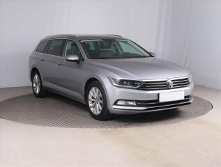 Volkswagen Passat Highline 1.6 TDI, Automat