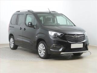 Opel Combo 1.5 CDTI, 5M�st, 1Maj