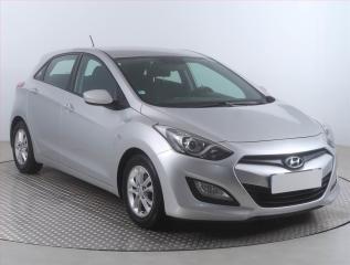 Hyundai i30 1.6 MPI, Serv.kniha, Tempomat
