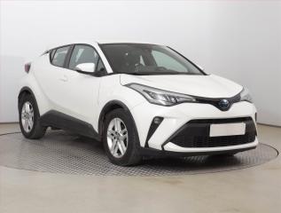 Mazda 5 1.8, 7mst, po STK, rezervace